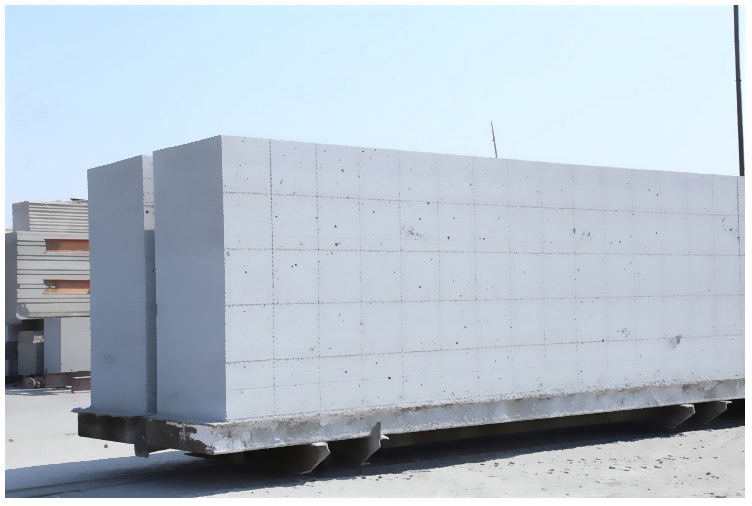 德安加气块 加气砌块 轻质砖气孔结构及其影响因素
